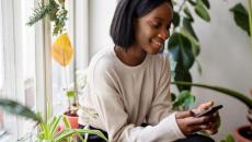 Virtual care consult on smartphone Patient does a virtual care consult